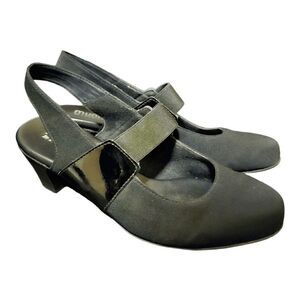 MUNRO "Ella" Fabric/Patent Slingback Pump - Size 6 1/2W‎